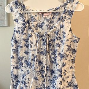 Brand new Victoria Secret summer top.